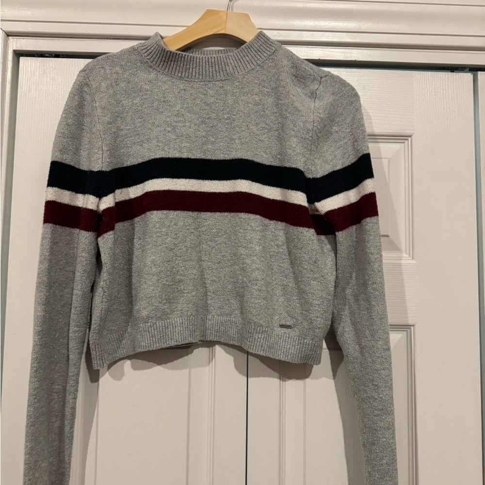 Hollister Light Gray Knit Sweater